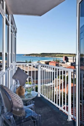 Seaside Serenity Stunning Beach Views in Maroubra, Sydney